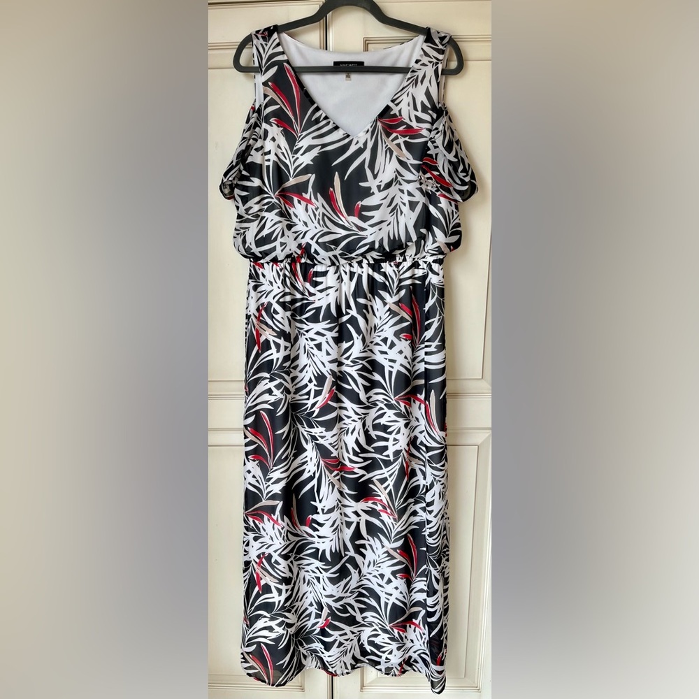 🍇 Nine West Black and White Floral print cold shoulder dress sz 12